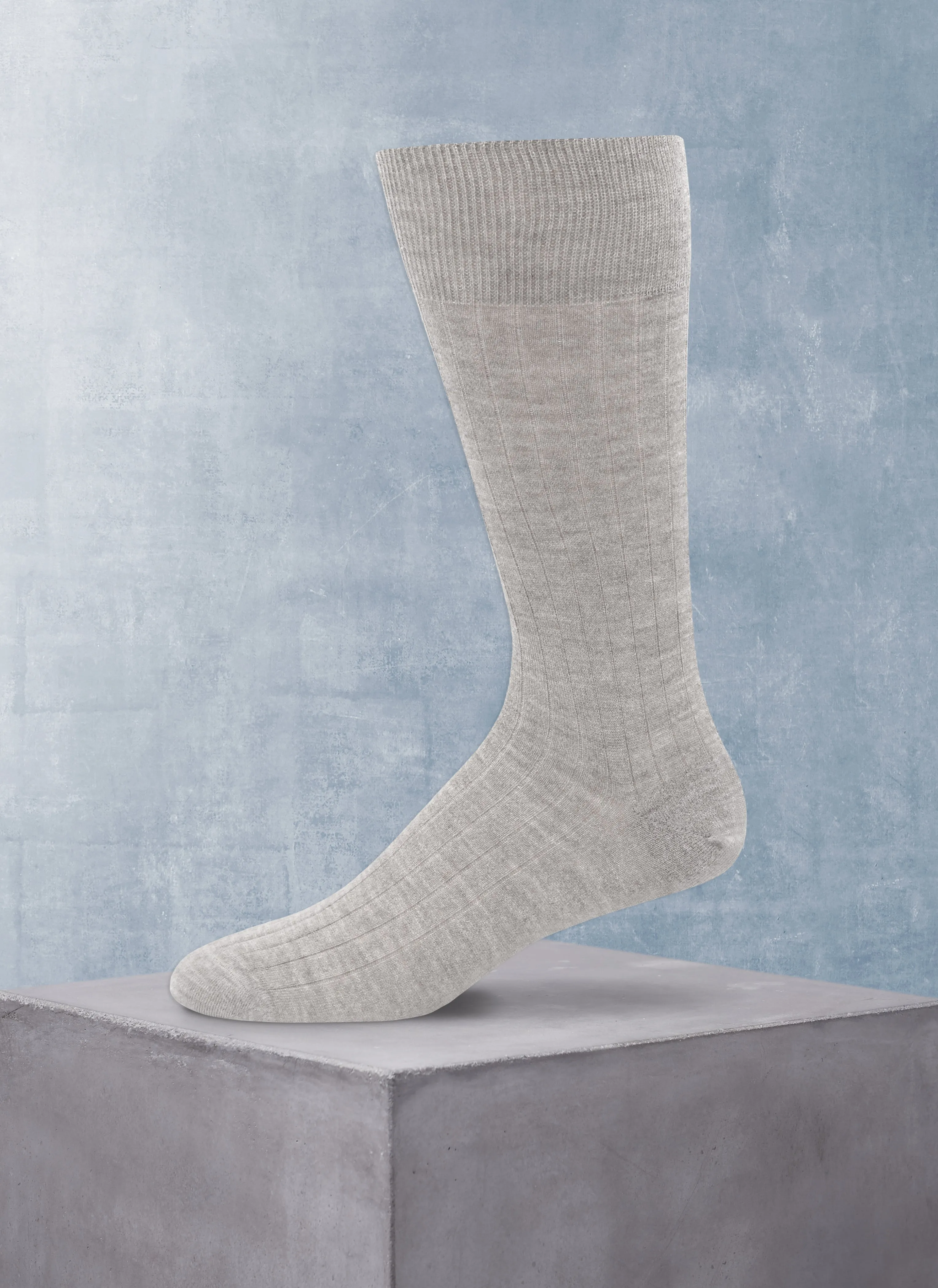 100% Cashmere Crew Sock in Heather Light Grey