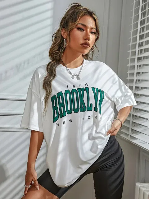 1898 Brooklyn New York Print Oversized T-Shirt