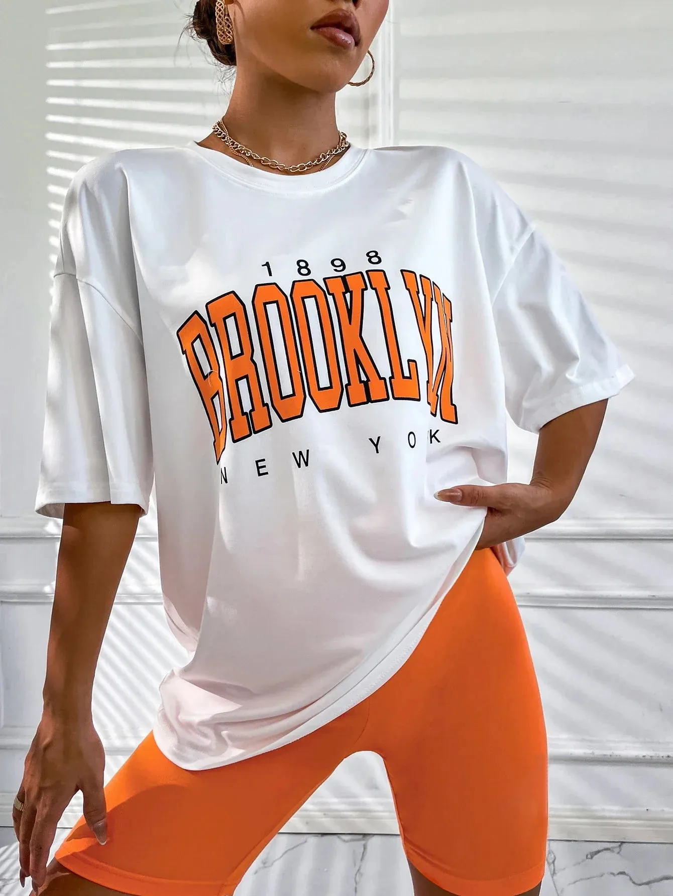 1898 Brooklyn New York Print Oversized T-Shirt