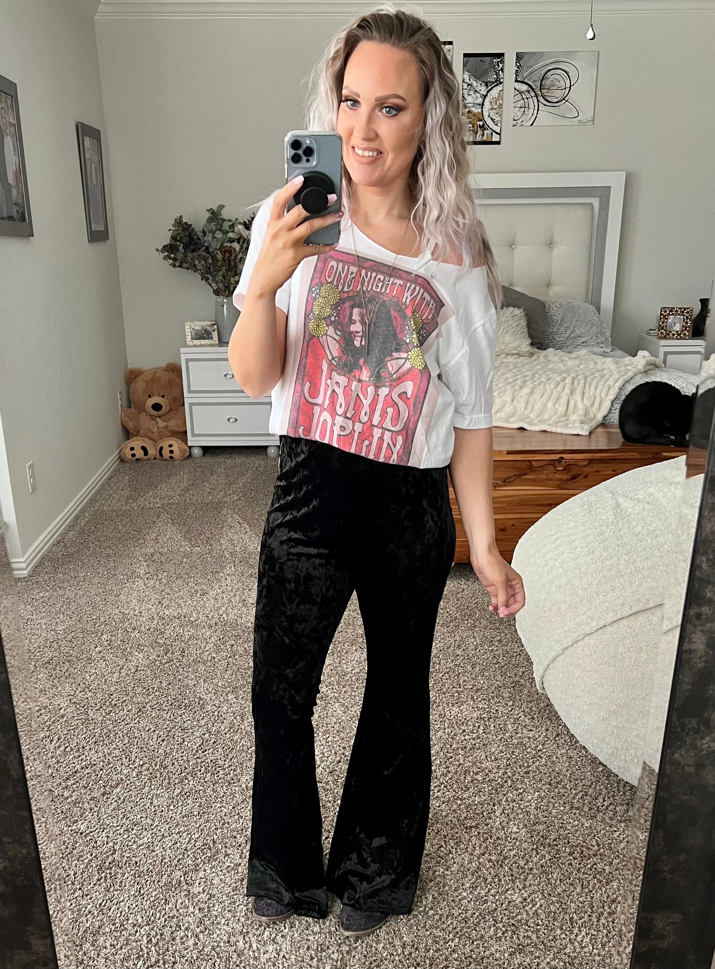 Alanna Black Velvet Bells