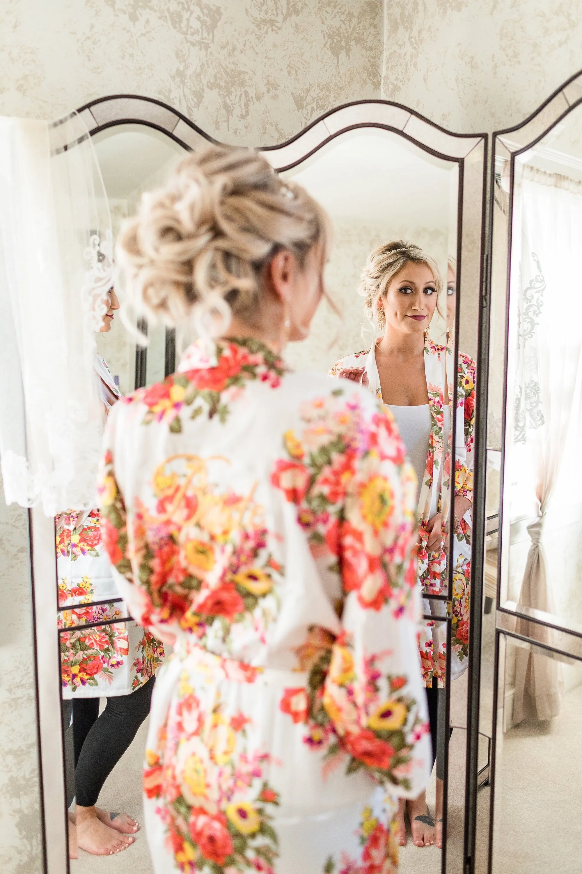 Bridesmaid Robes, Floral Robes, Floral Bridesmaid Robes, Silk Robes, Satin Robes, Robes for Bridesmaids, Kimono Robes