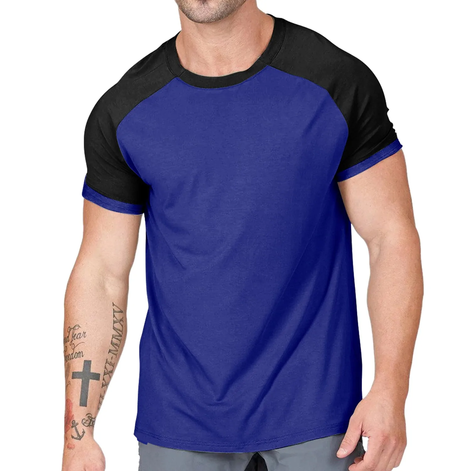 MOISTURE WICKING ESSENTIALS TEE