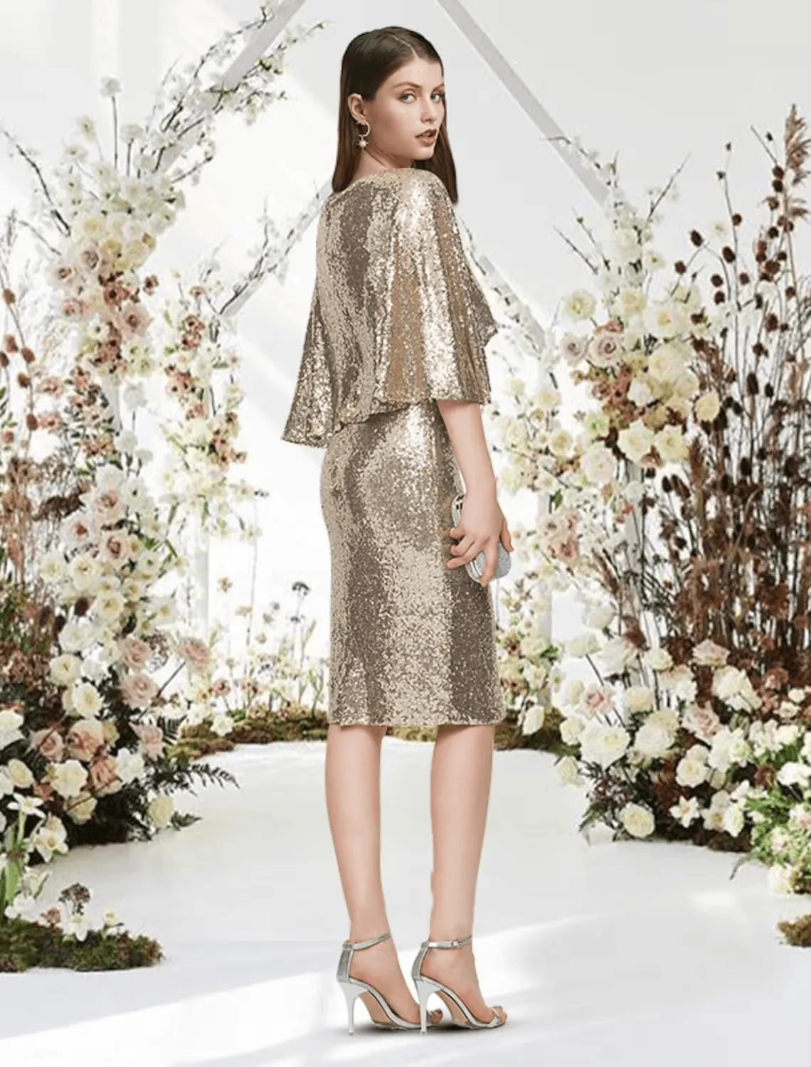 Sheath / Column Cocktail Dresses Glittering Dress Graduation Knee Length Half Sleeve V Neck Sequined with Sleek