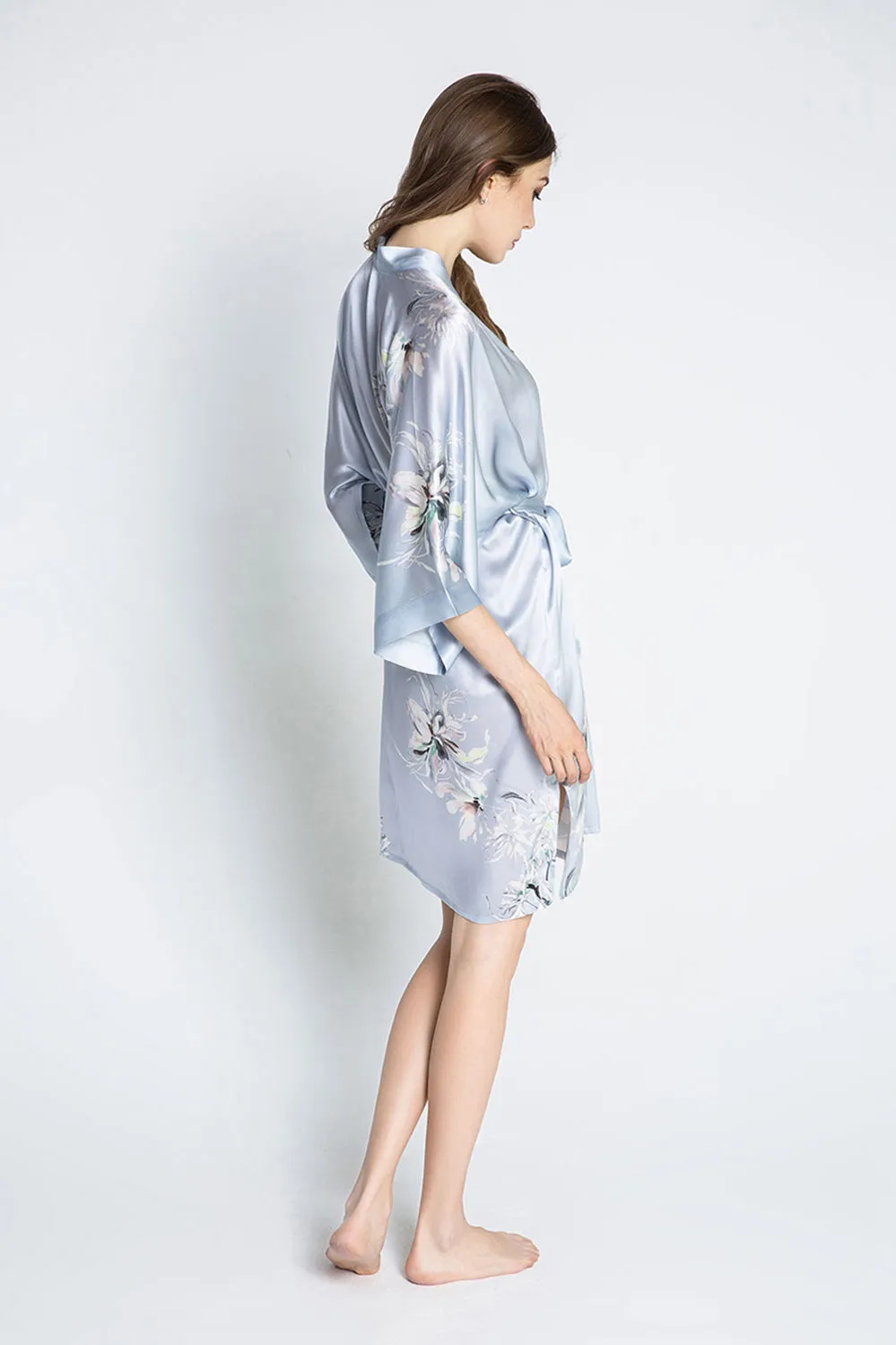Silk Yuri Short Kimono Robe