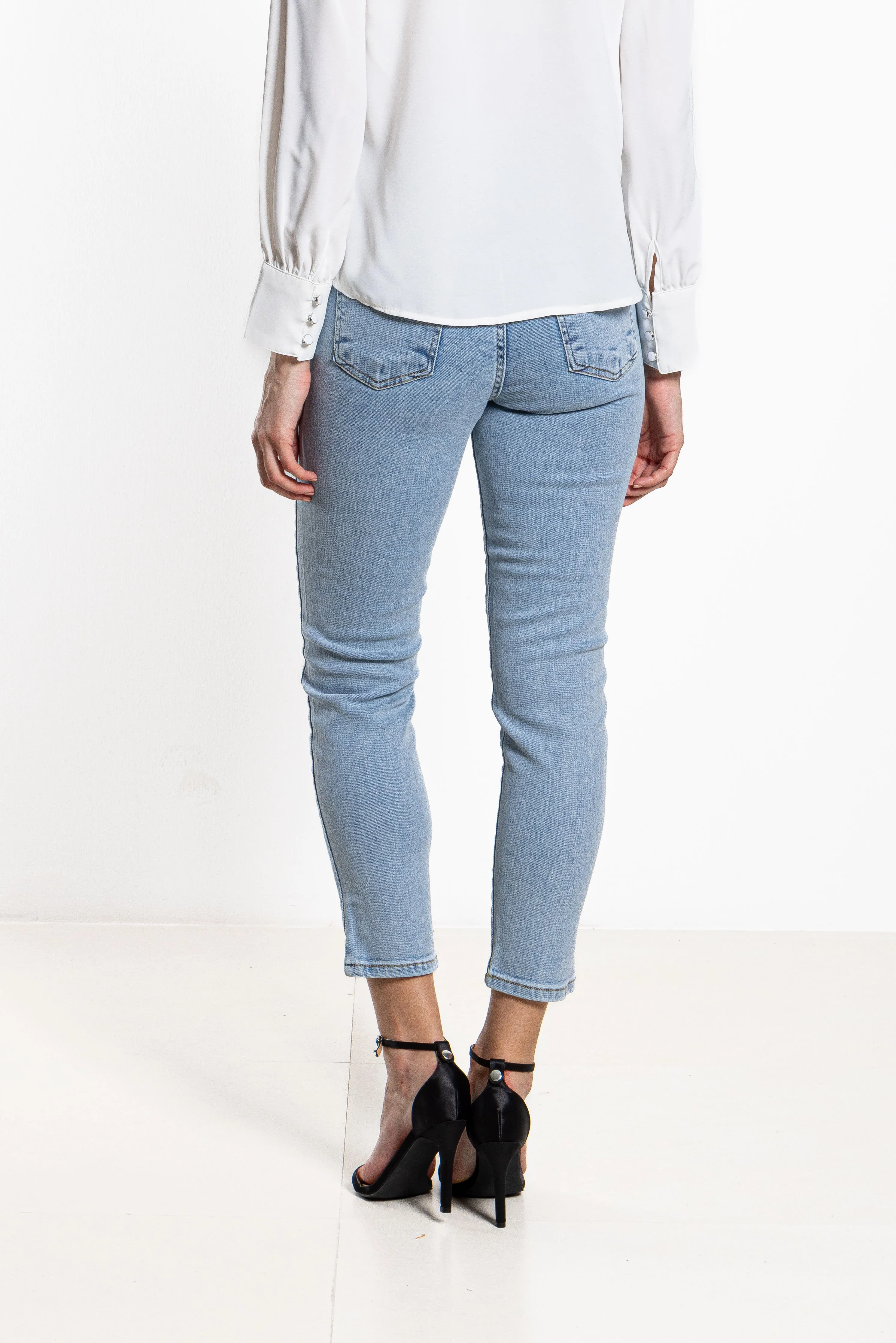 SLIM FIT JEANS