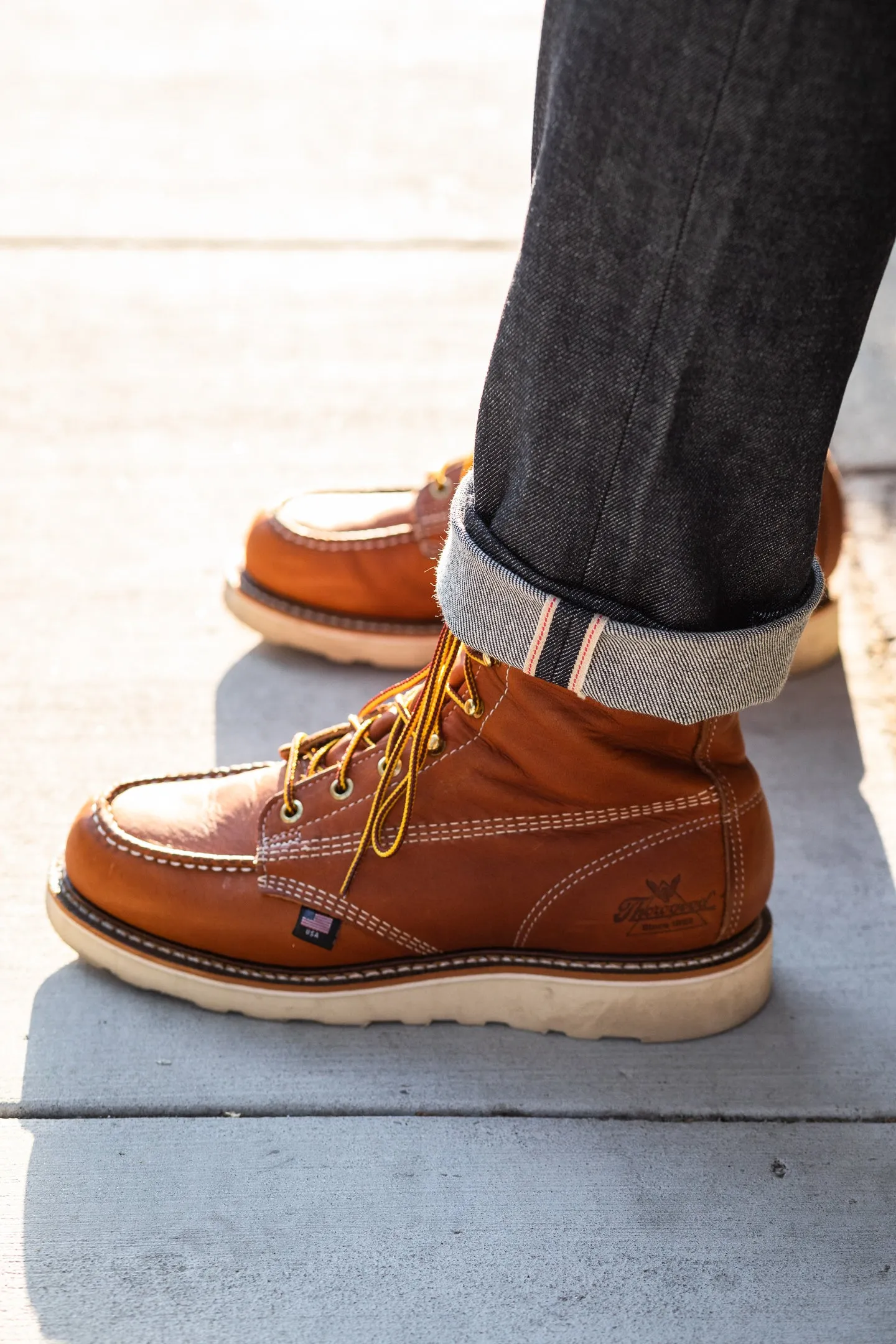 Thorogood Boots - American Heritage 6" Tobacco Moc Toe