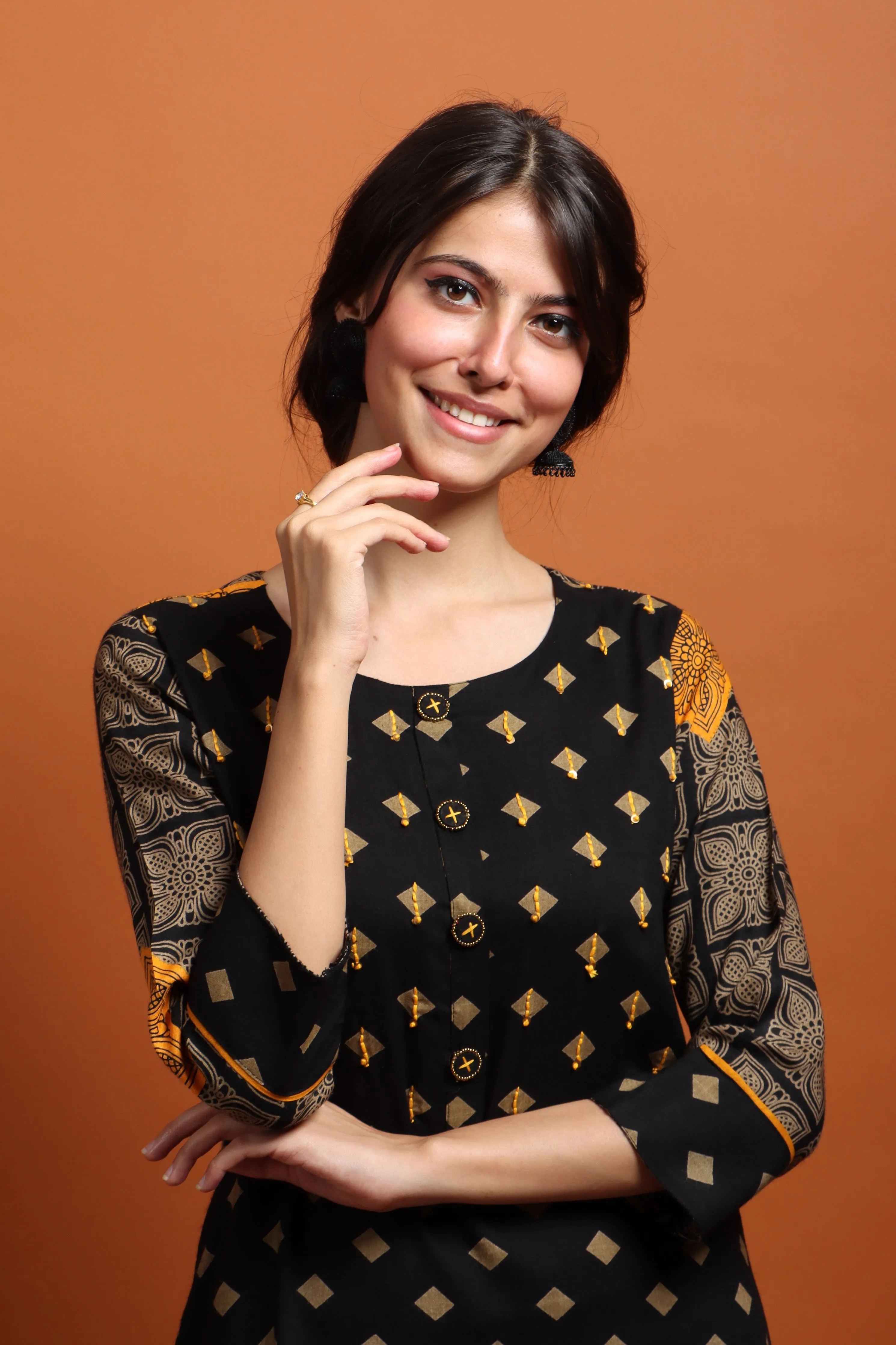 Womens Kurta Black Color Rayon Straight